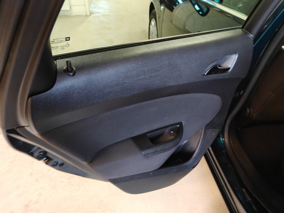 Opel Astra 1,4 T 140 Enjoy Sports Tourer 5d