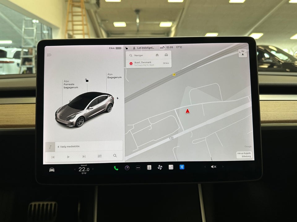 Tesla Model 3 Long Range AWD 4d