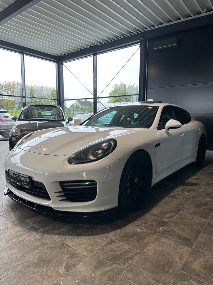 Porsche Panamera GTS 4,8 PDK 5d