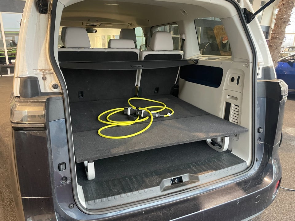 VW ID.Buzz 77 Pro SWB 5d