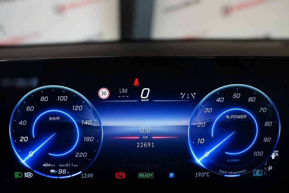 Mercedes EQB250+ Progressive Advance Plus 5d