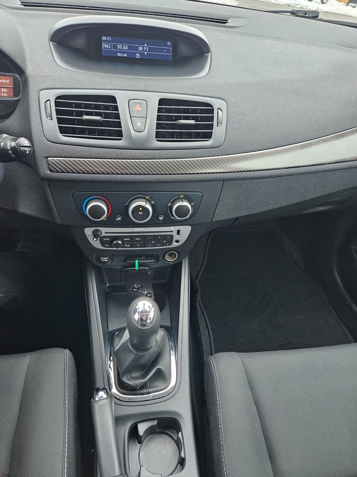 Renault Megane III 1,5 dCi 90 Expression 5d