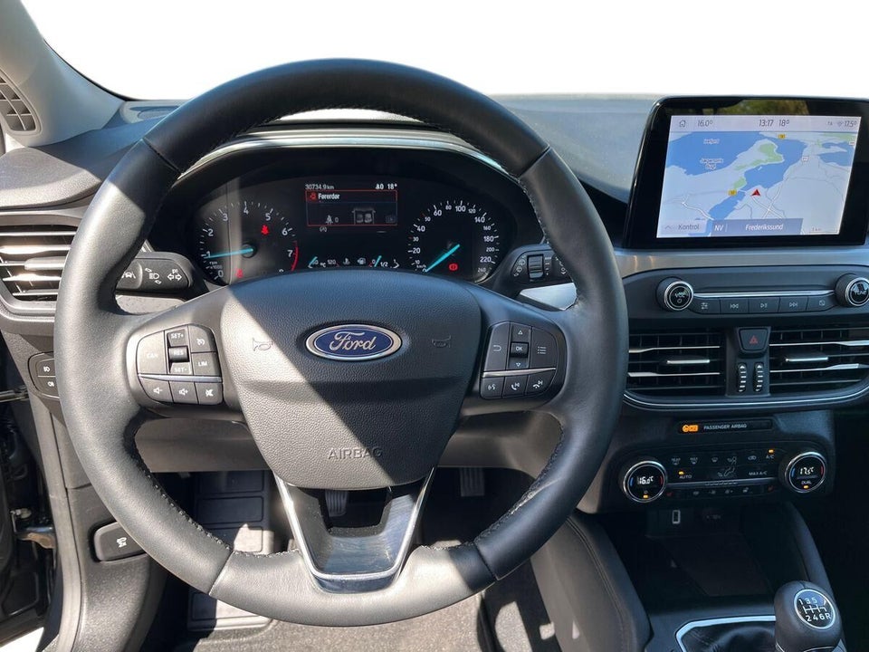 Ford Focus 1,0 EcoBoost mHEV Titanium stc. 5d