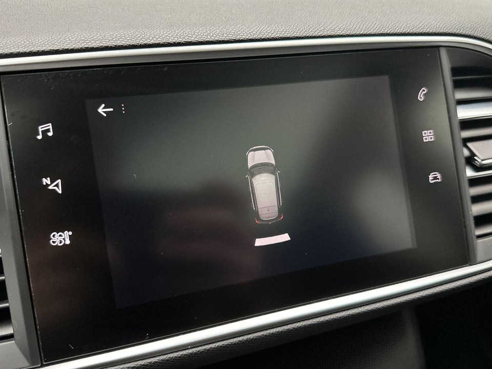 Peugeot 308 1,5 BlueHDi 130 Prestige Sky 5d