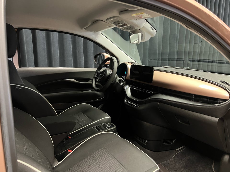 Fiat 500e 42 Icon 3d