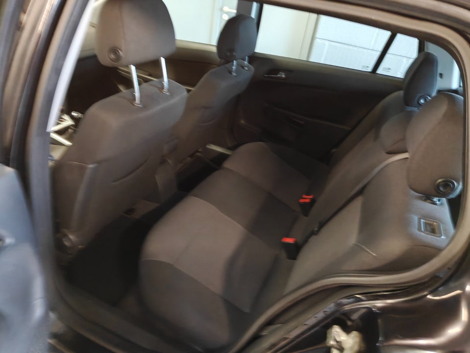 Opel Astra 1,6 Enjoy Sports Tourer 5d