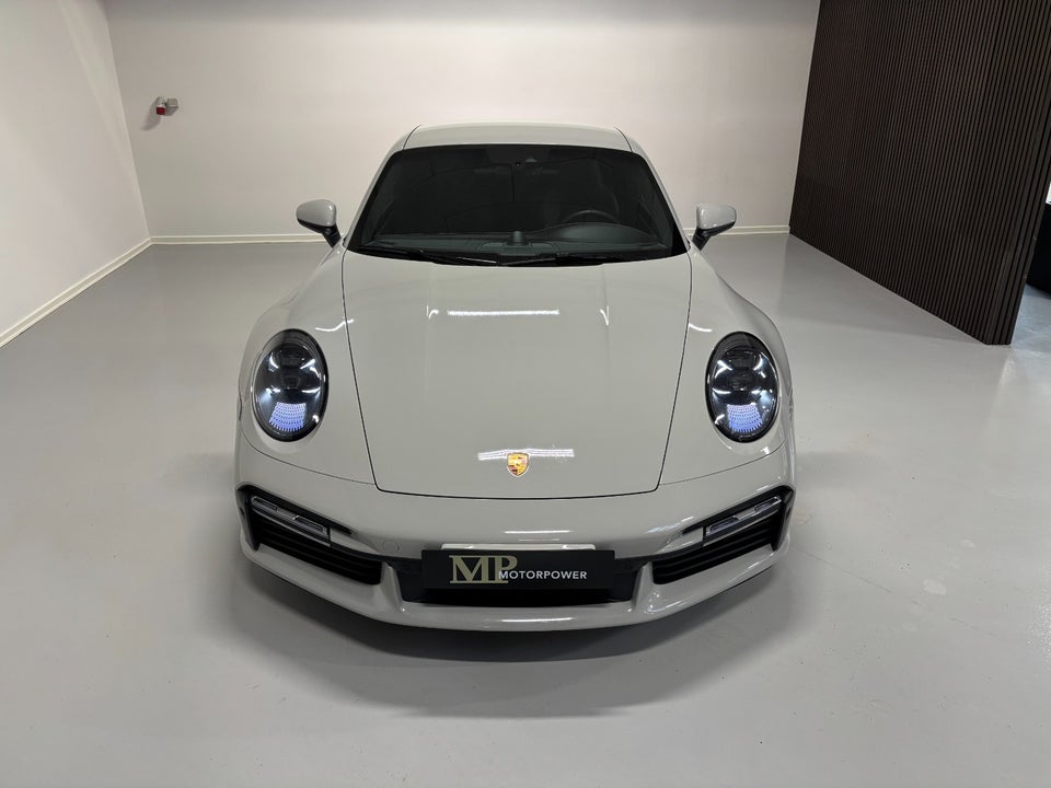 Porsche 911 Turbo S 3,8 Coupé PDK 2d