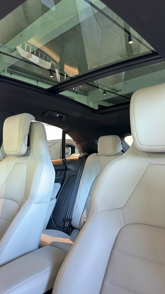 Porsche Macan 4 5d