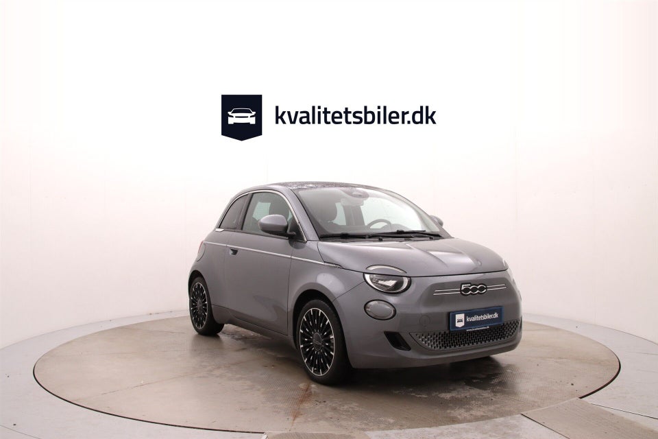 Fiat 500e 42 Icon 3d