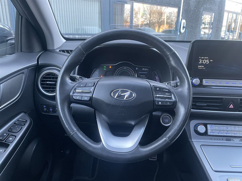 Hyundai Kona 64 EV Premium 5d