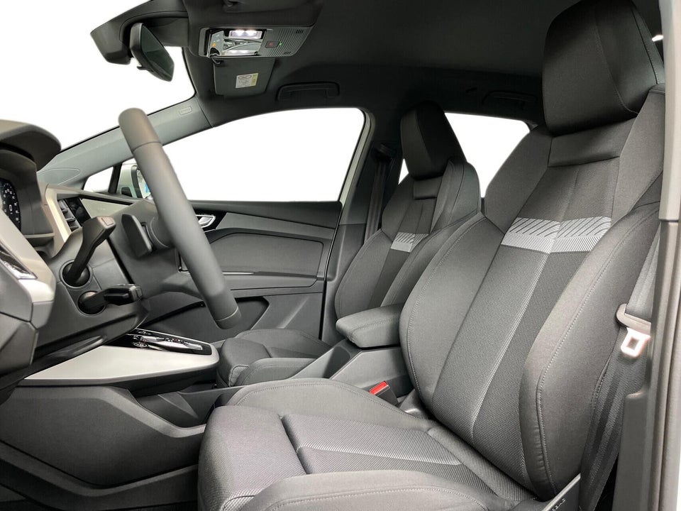 Audi Q4 e-tron 45 Progress 5d