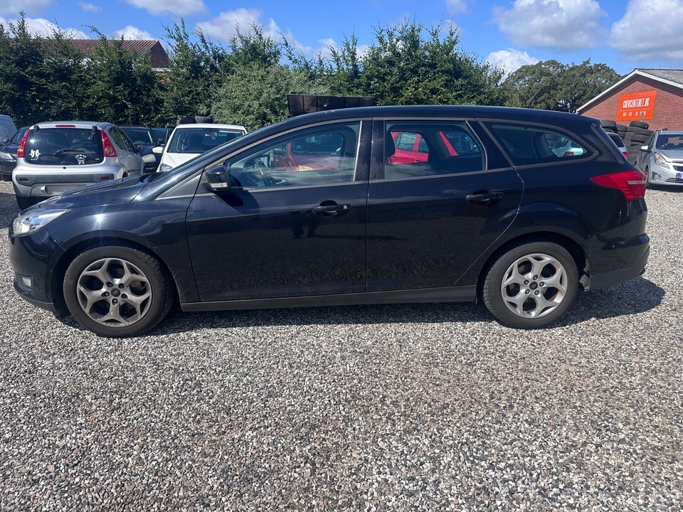 Ford Focus 1,0 SCTi 125 Business stc. 5d