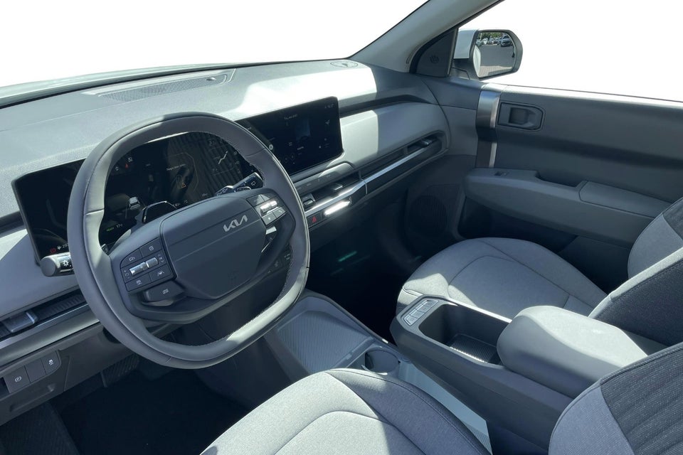 Kia EV3 58 Standard Range Access 5d