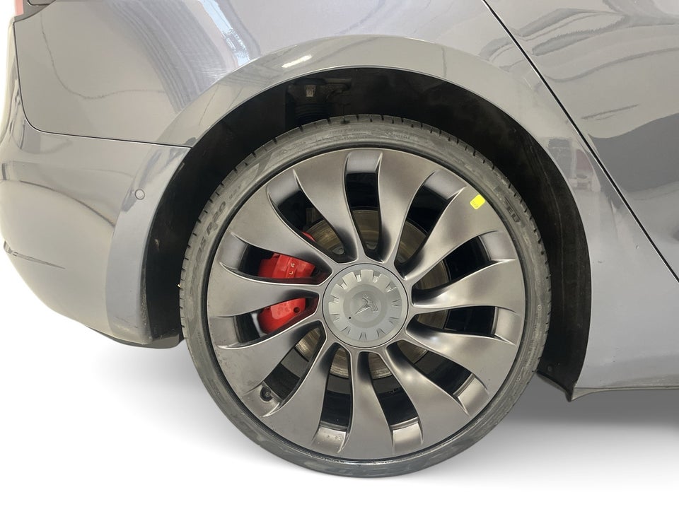 Tesla Model 3 Performance AWD 4d