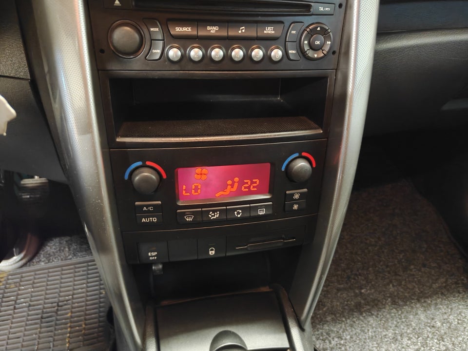 Peugeot 207 1,6 VTi Premium SW 5d