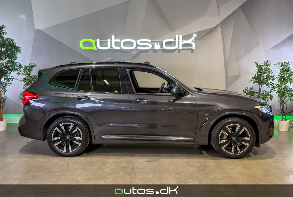 BMW iX3 Charged M-Sport 5d