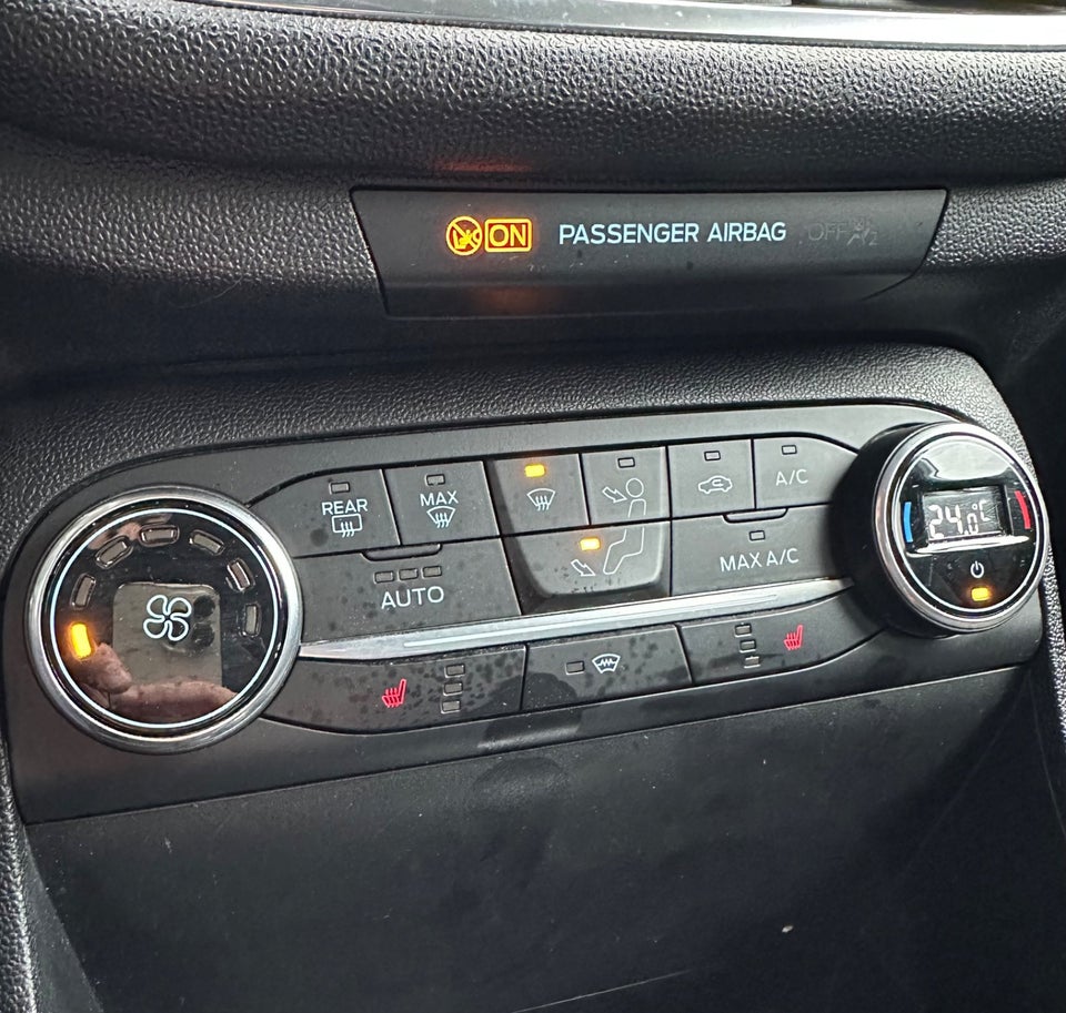 Ford Fiesta 1,0 EcoBoost Titanium 5d