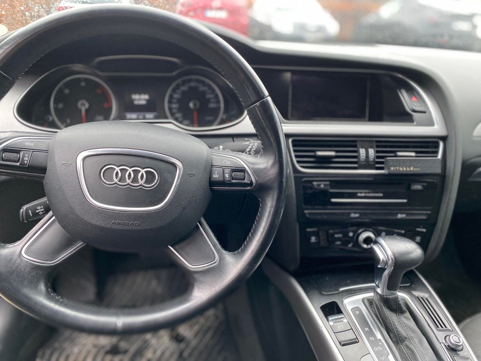 Audi A4 2,0 TDi 143 Avant Multitr. 5d