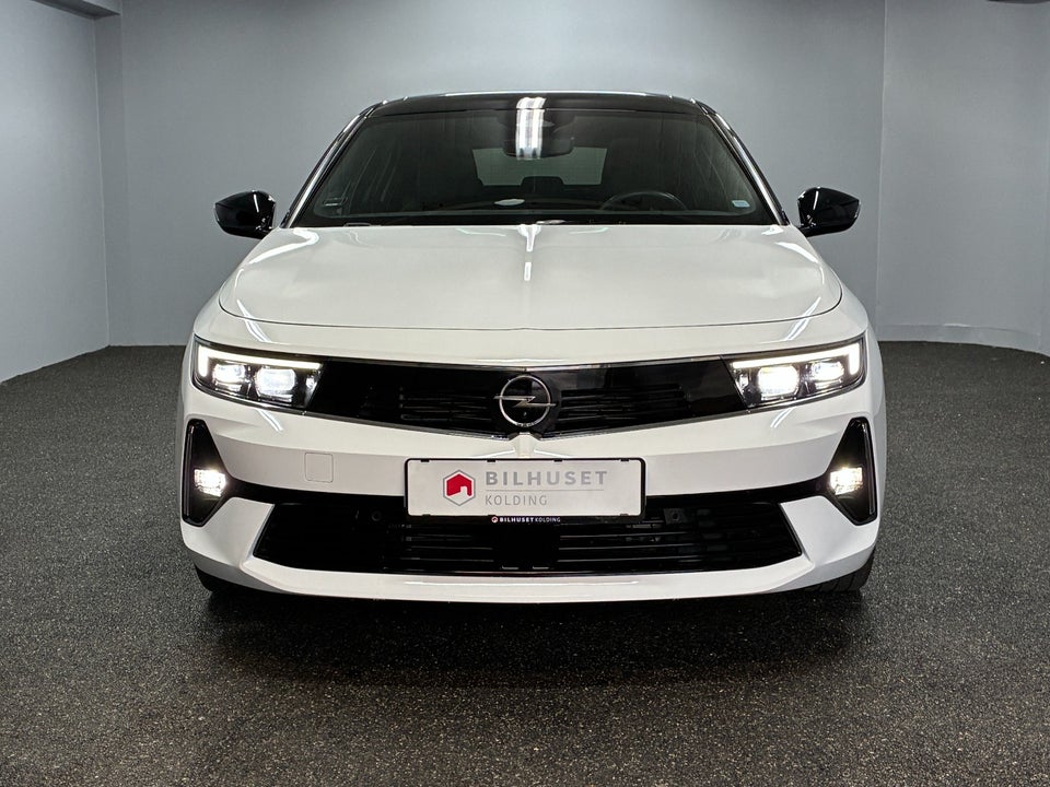 Opel Astra 1,6 PHEV Ultimate aut. 5d