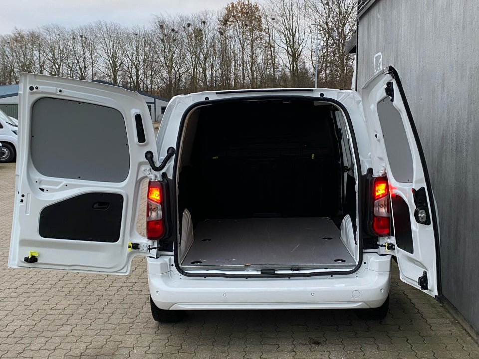 Opel Combo 1,5 D 102 Essentia L2V2