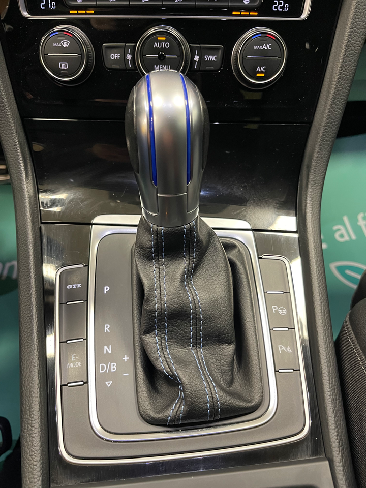 VW Golf VII 1,4 GTE DSG 5d