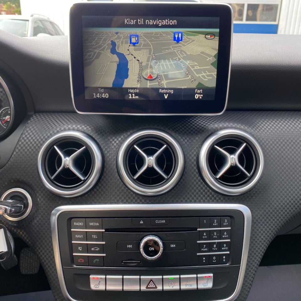 Mercedes A180 d 1,5 Urban 5d