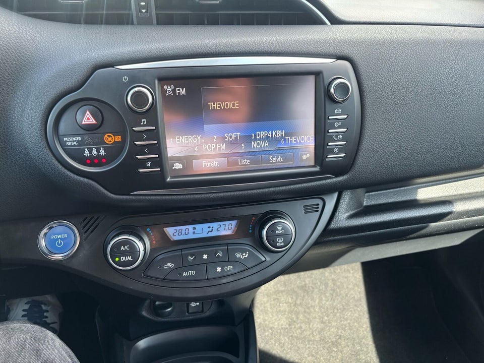 Toyota Yaris 1,5 Hybrid H3 Limited e-CVT 5d