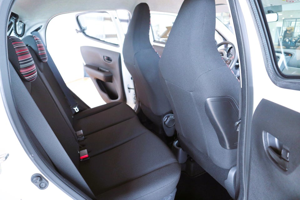 Citroën C1 1,2 PureTech Feel 5d