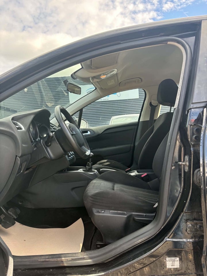 Citroën C4 1,6 HDi 92 Comfort 5d