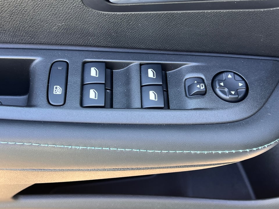 Peugeot 208 1,2 PureTech 100 Allure Pack 5d