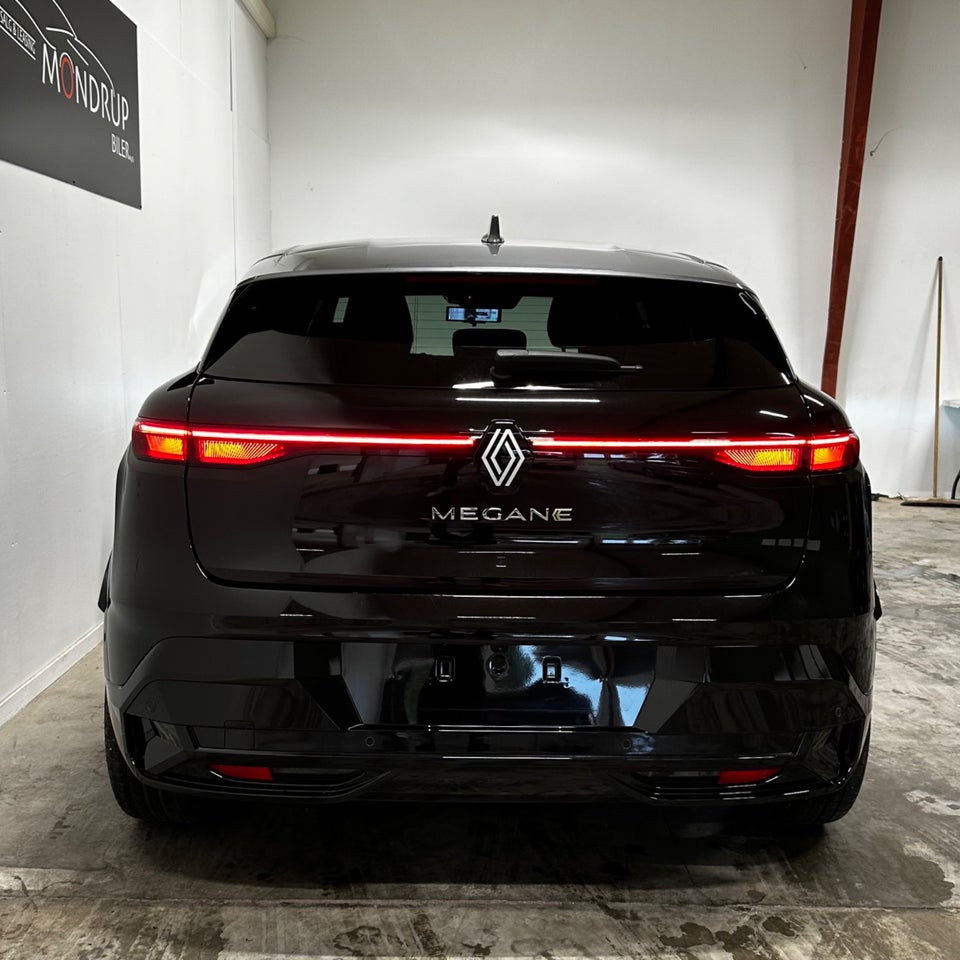 Renault Megane E-Tech 60 Techno 5d