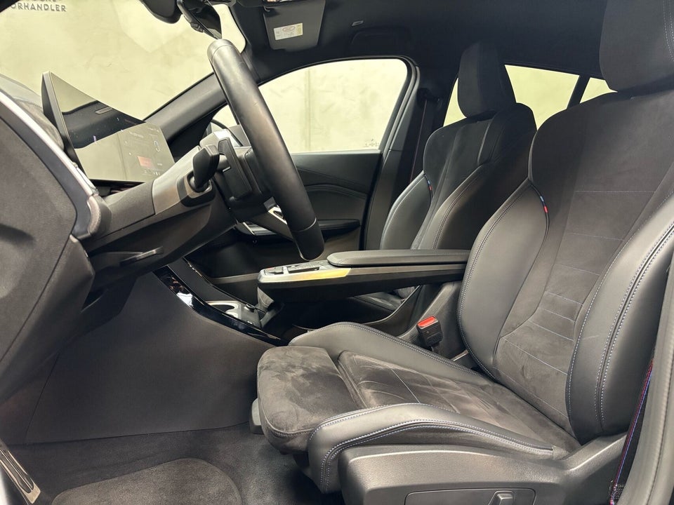 BMW iX2 eDrive20 M-Sport 5d