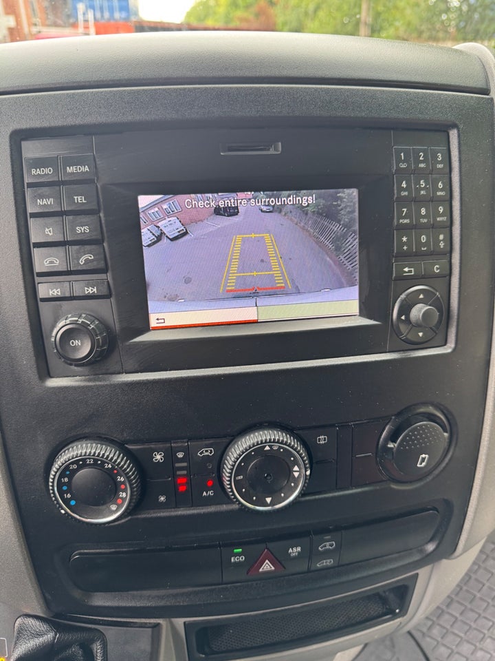 Mercedes Sprinter 319 3,0 CDi R3 Kassevogn 5d