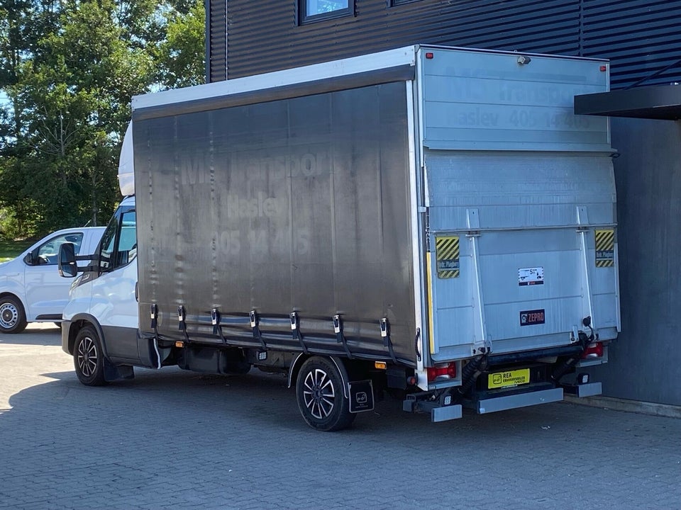 Iveco Daily 3,0 35S21 4100mm Lad AG8 2d
