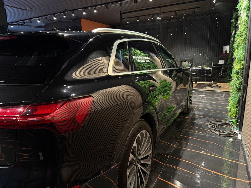 Audi e-tron 55 Advanced quattro 5d