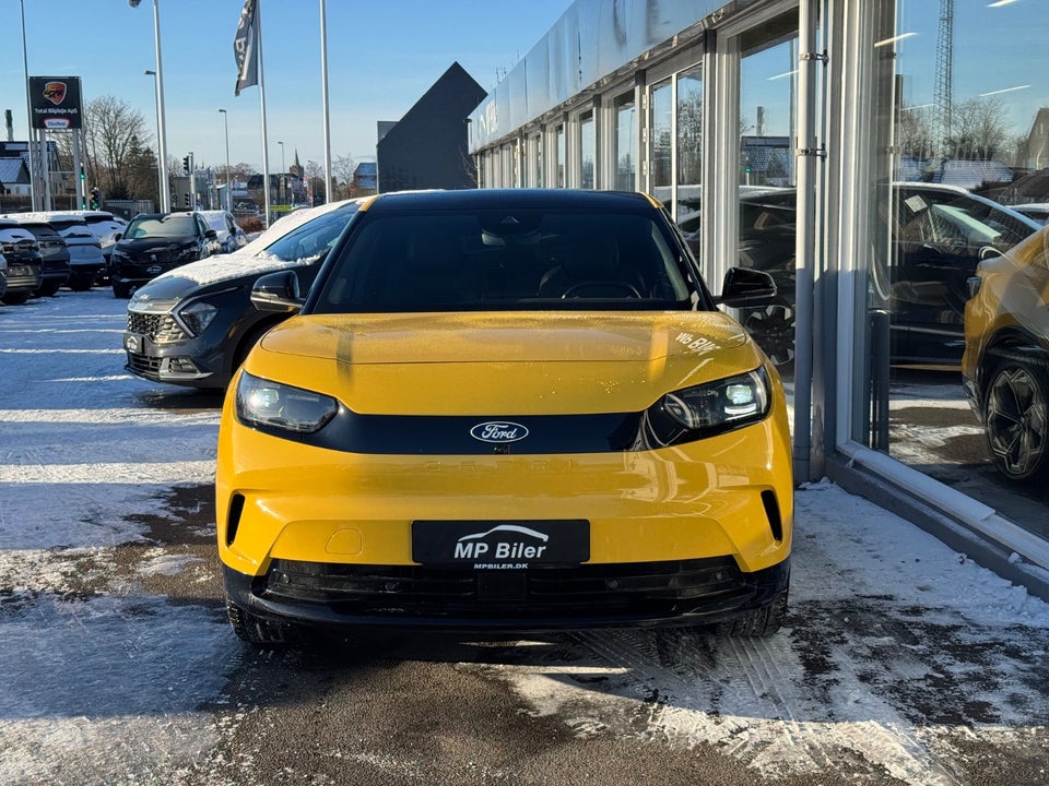 Ford Capri 82 Premium Extended Range 5d