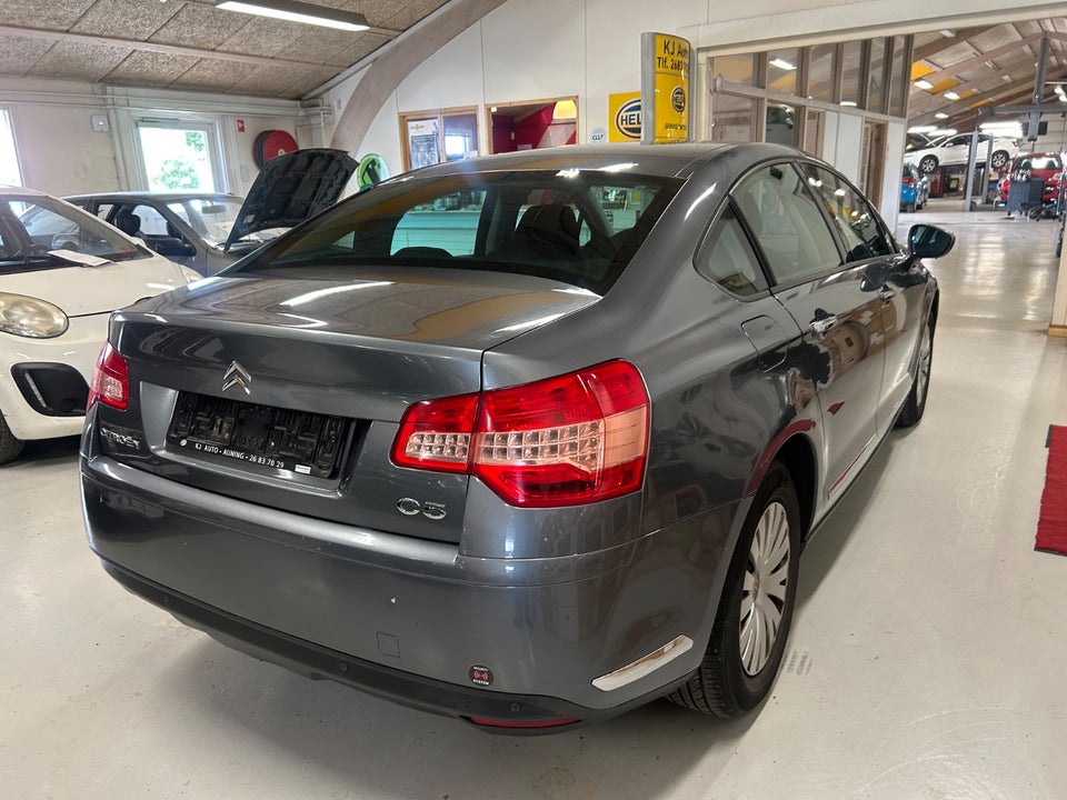 Citroën C5 1,8i 16V Dynamique 4d