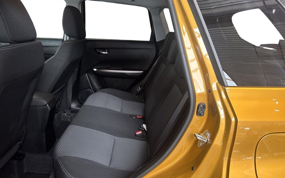 Suzuki Vitara 1,4 mHybrid Active aut. 5d