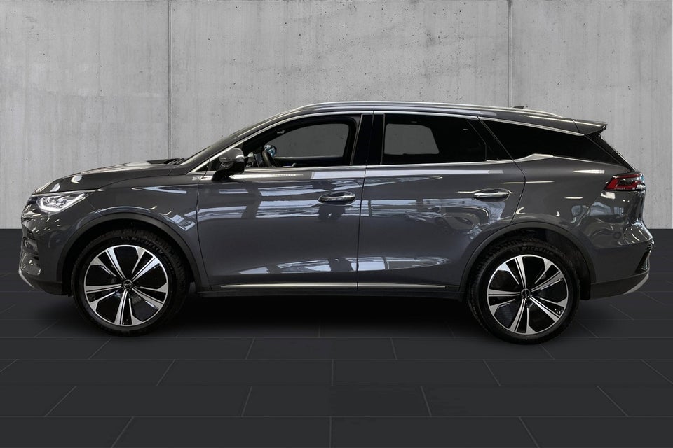 BYD Tang 109 Flagship AWD 7prs 5d