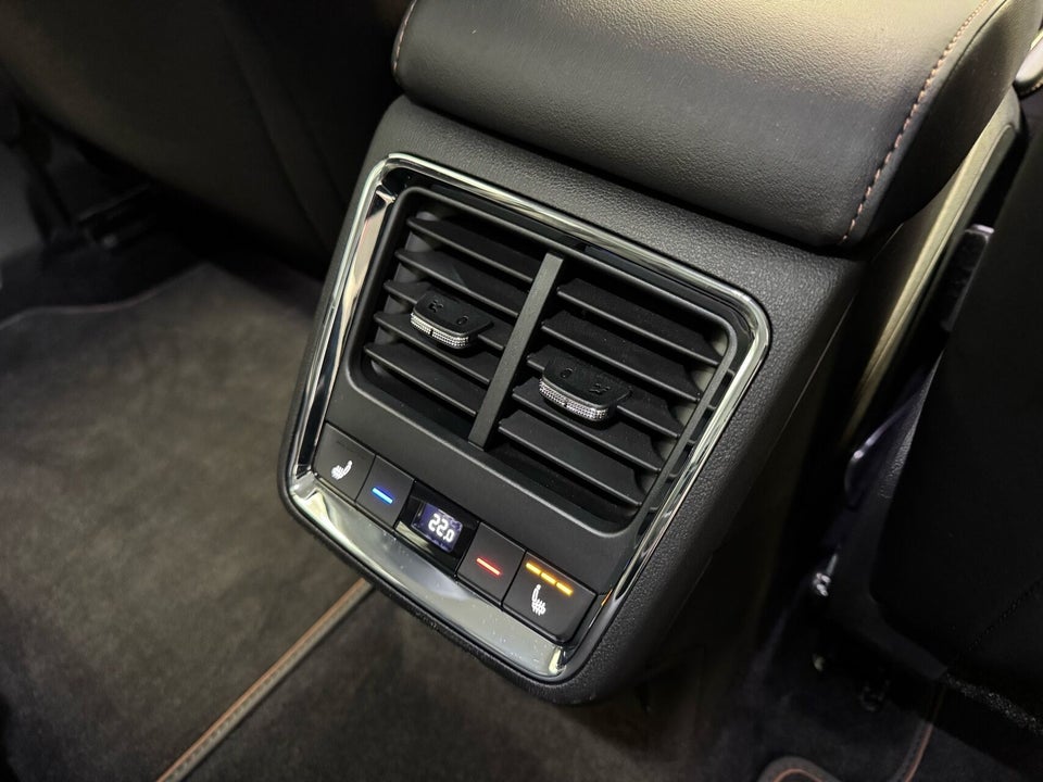 Skoda Enyaq 80 iV Selection Suite 5d