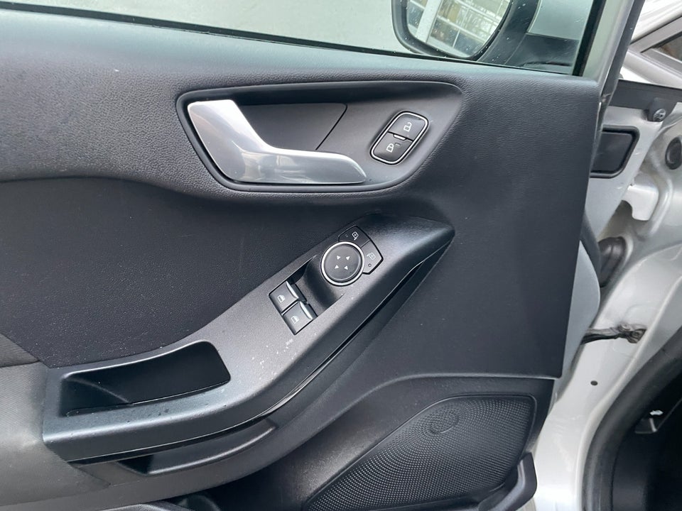 Ford Fiesta 1,1 Trend 5d