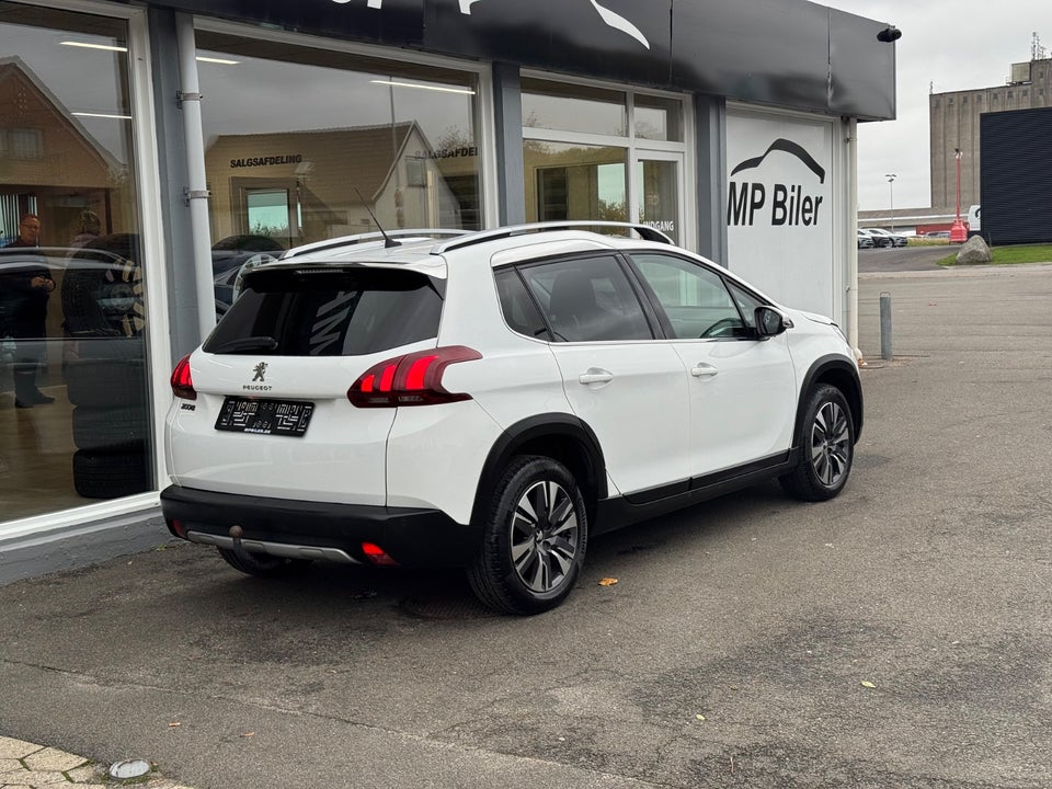 Peugeot 2008 1,5 BlueHDi 100 Allure Sky 5d