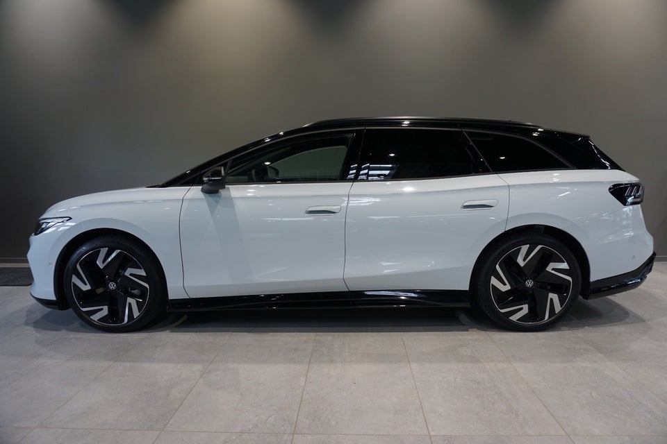 VW ID.7 86 Style S Tourer 5d