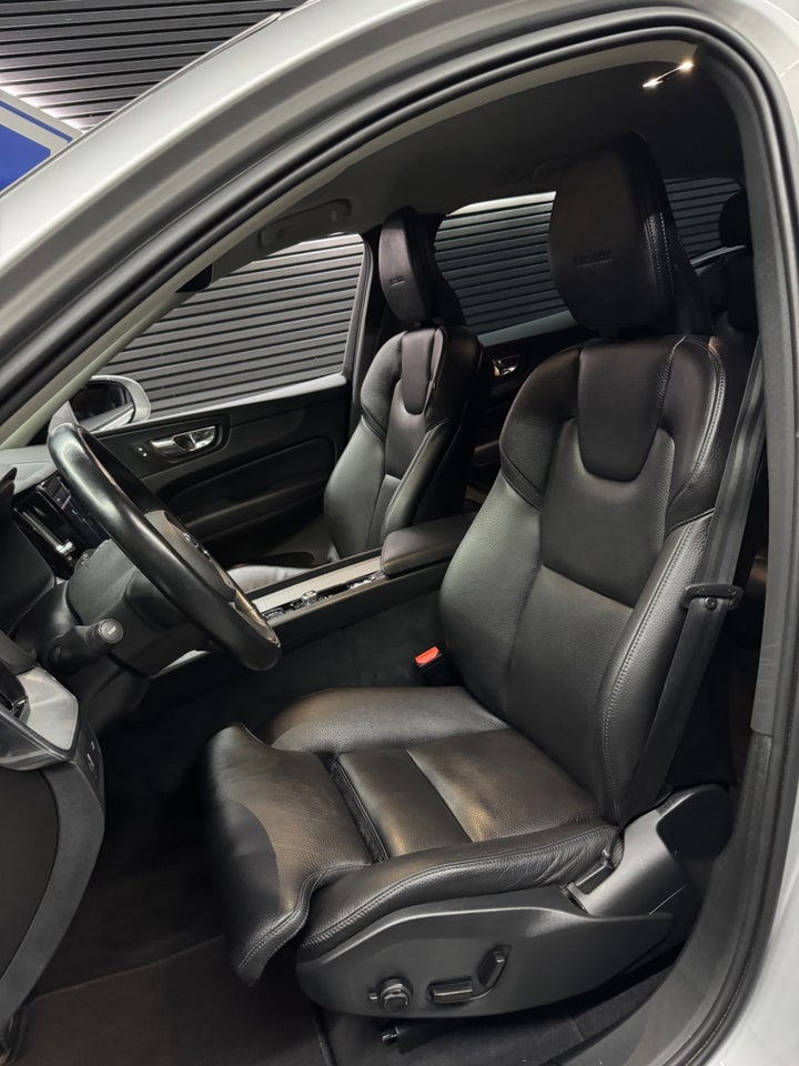 Volvo XC60 2,0 B4 197 Inscription aut. AWD 5d