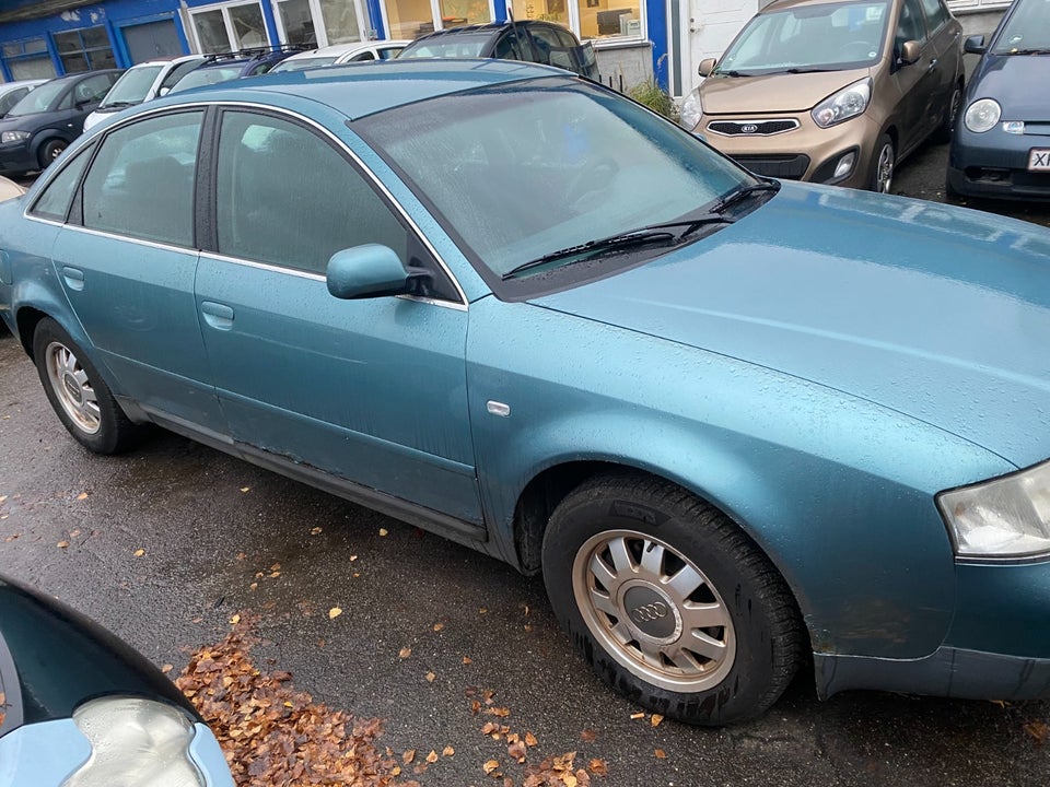 Audi A6 2,4 V6 Tiptr. 4d