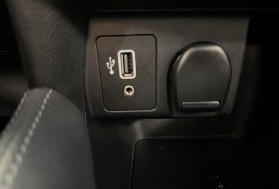 Nissan Micra 1,0 IG-T 92 Tekna 5d