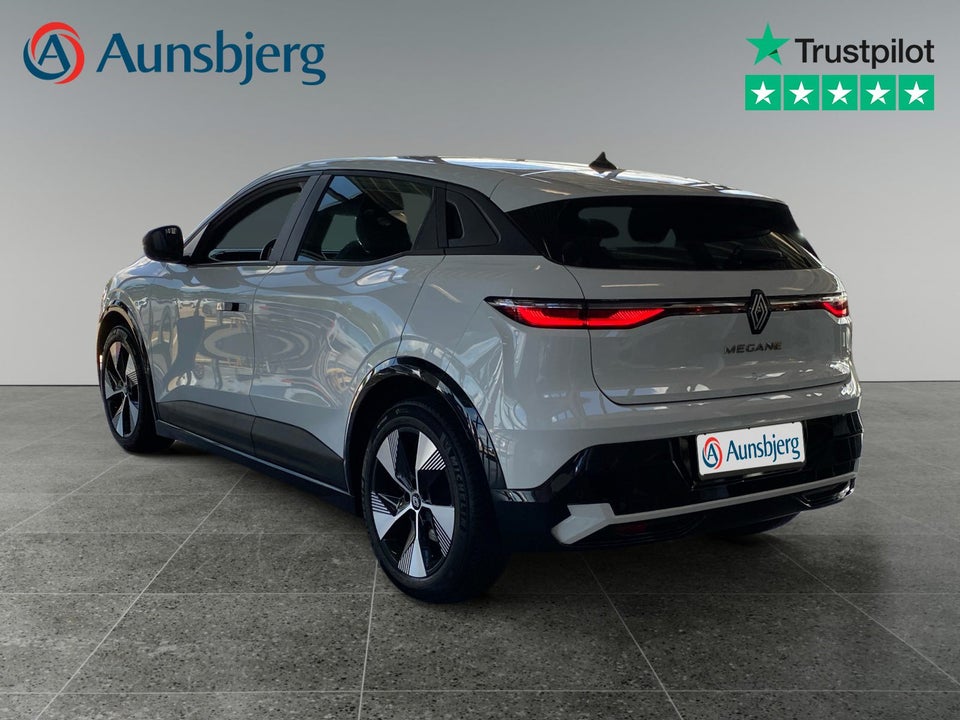 Renault Megane E-Tech 40 Equilibre 5d