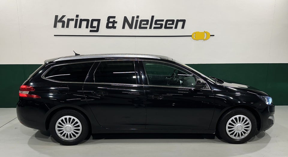 Peugeot 308 1,6 BlueHDi 120 Allure SW 5d