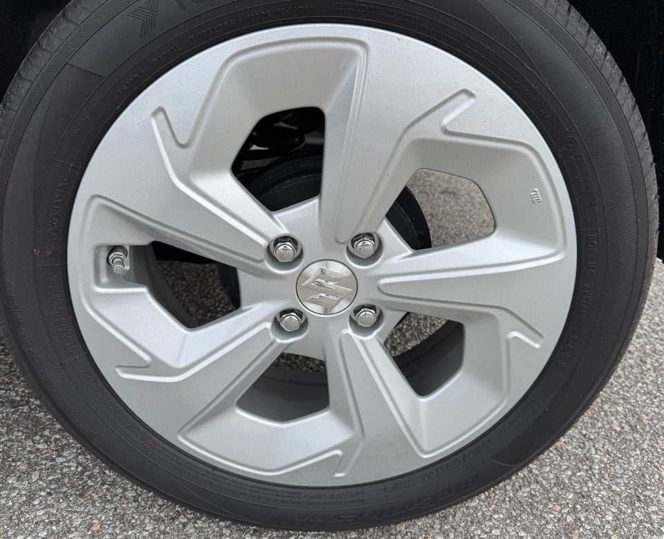 Suzuki Swift 1,2 Advance 5d