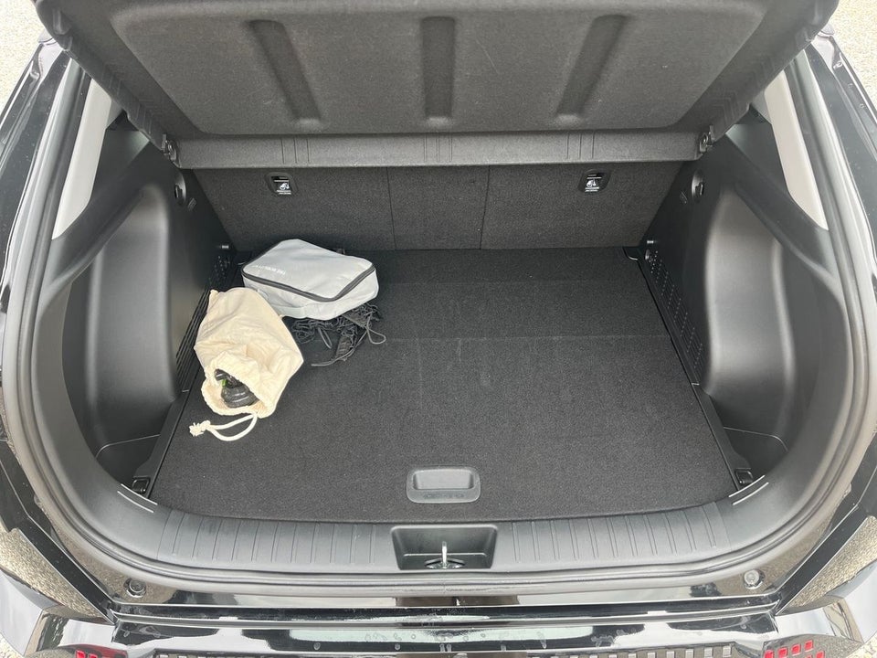 Hyundai Kona 65 EV Essential 5d